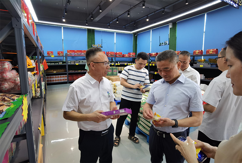 邵陽市委常委、常務副市長王永紅一行領導到邵陽紅出貨倉-天香生物產業園考察指導